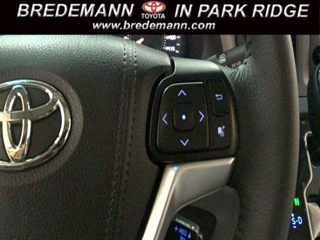 Toyota Sienna 2017 photo 13